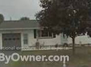 39 Regina Dr, Rochester, NY 14606