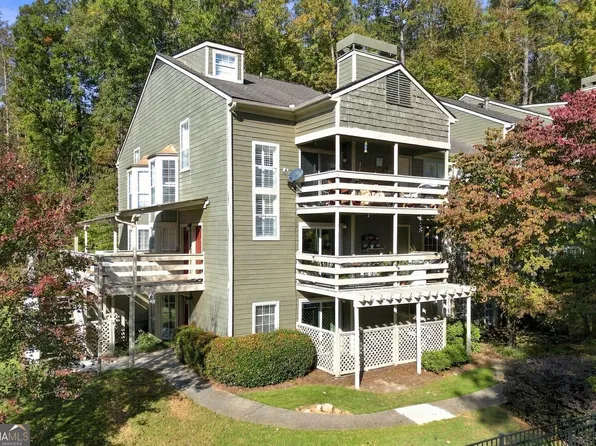 905 Riverview Dr SE, Marietta, GA 30067