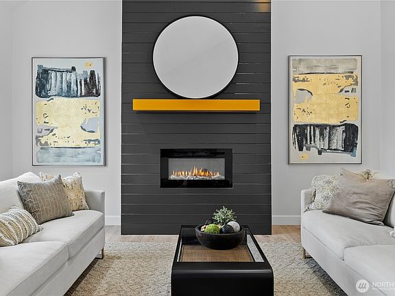 5th image of 601 N Bluff West Drive