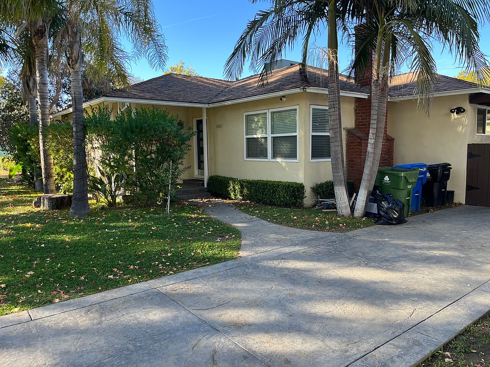 1st image of 14025 La Maida St