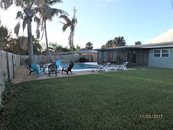 2nd image of 156 Hedgegrove Ave