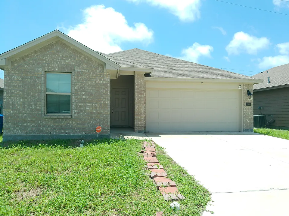 2306 Tranquil Ln