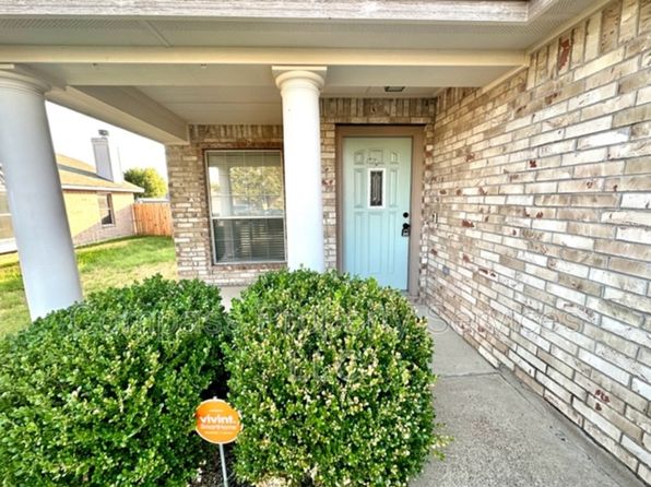 10124 Barton Creek Dr, Waco, TX 76708
