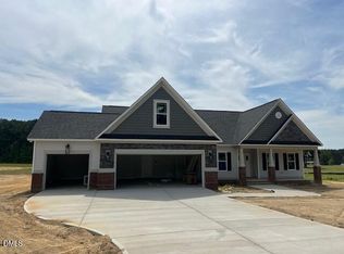 193 Big Pine Rd, Clayton, NC 27520