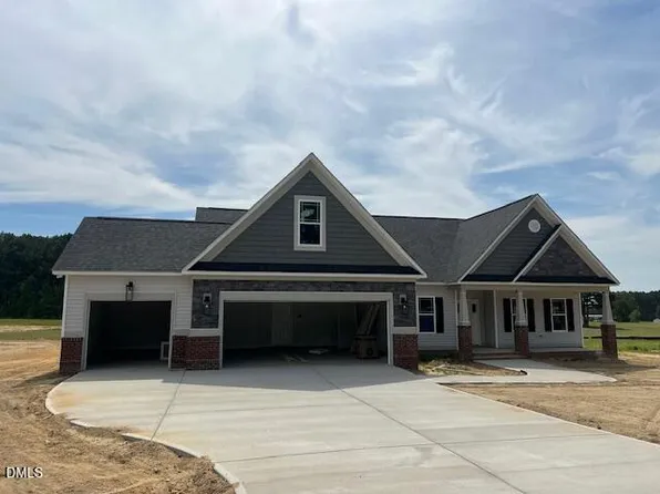 193 Big Pine Rd, Clayton, NC 27520