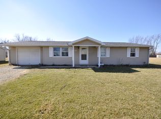 400 Pennsylvania St, Parker City, IN 47368
