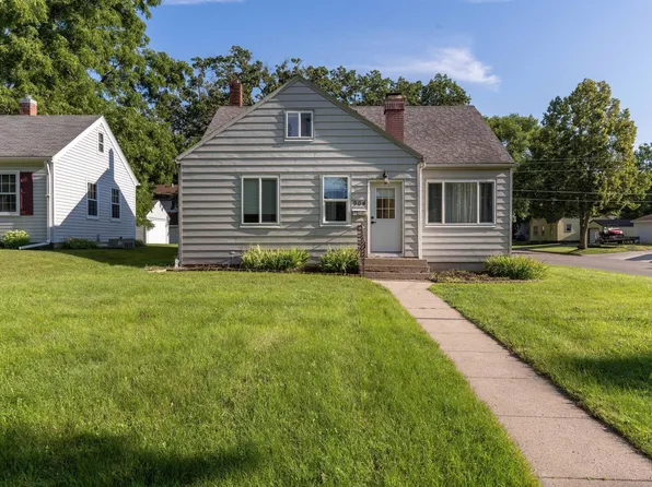904 W Cavour Ave, Fergus Falls, MN 56537