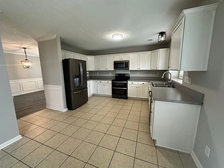 9215 Eminence Ct — Photo 8
