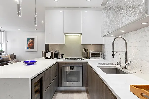 Rented by Corcoran | media 13