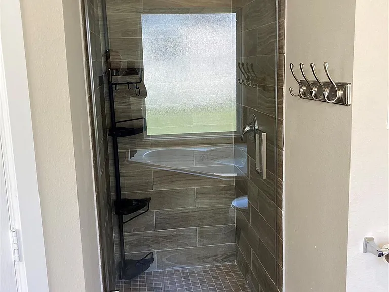 1018 Homer St — Photo 12