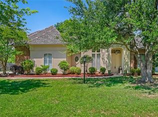 2567 Bluff Ct, Mandeville, LA 70448