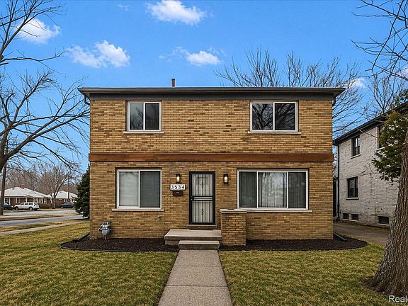 2nd image of 13534 Vassar Ave