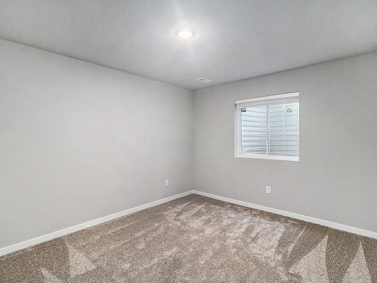 17545 Beechwood Ln — Photo 23