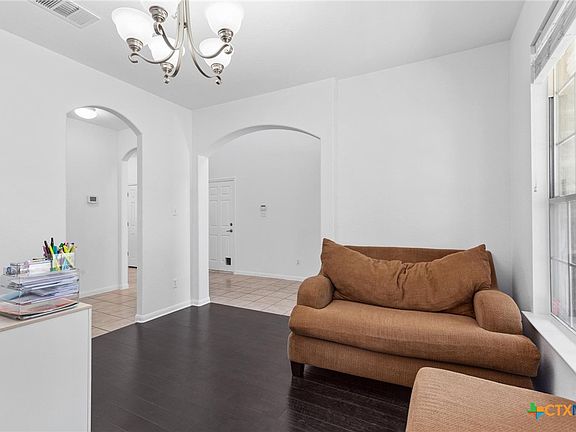 5th image of 1117 Cockrill Ct