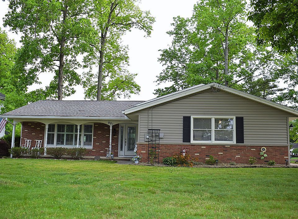 1st image of 981 Shorewood Dr