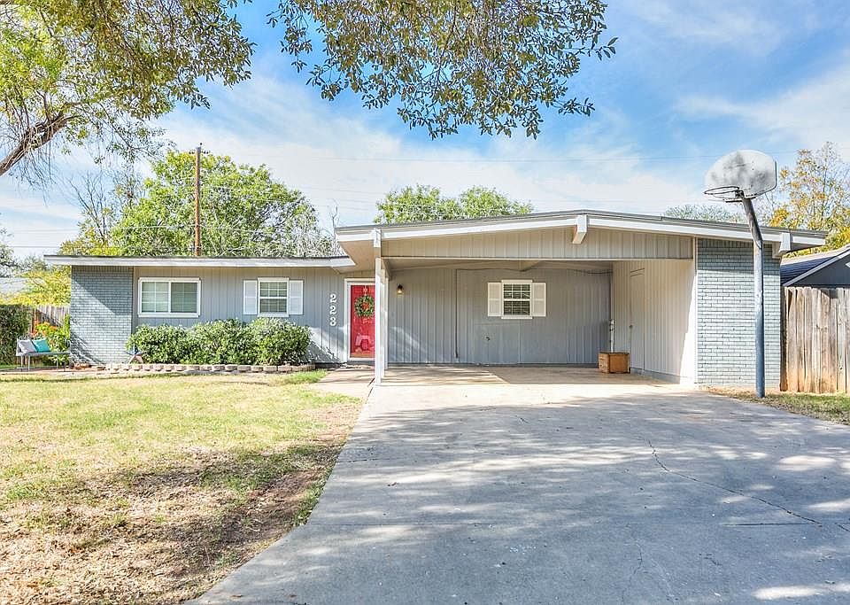 1st image of 223 Mockingbird Ln