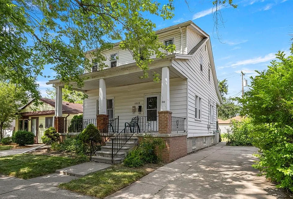 1512 Richmond Ave #2
