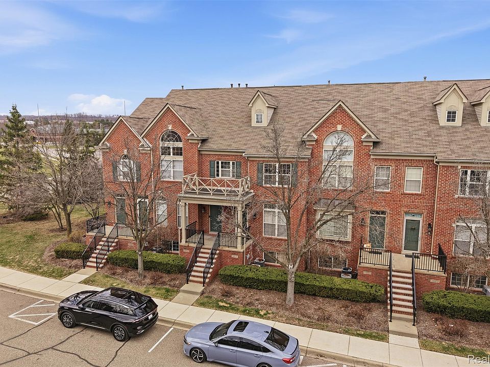 1st image of 39478 Springwater Dr