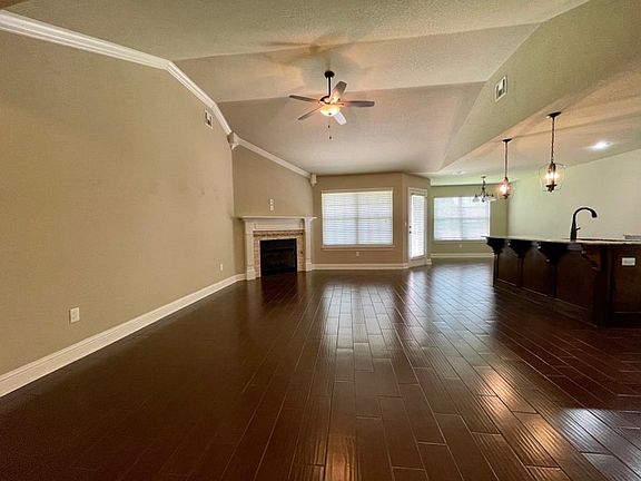 4th image of 3101 SW Fernwood Ave