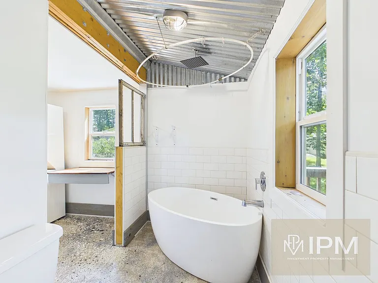 2451 Log Cabin Rd — Photo 7