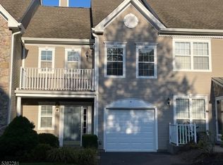 33 Dorchester Dr, Basking Ridge, NJ 07920