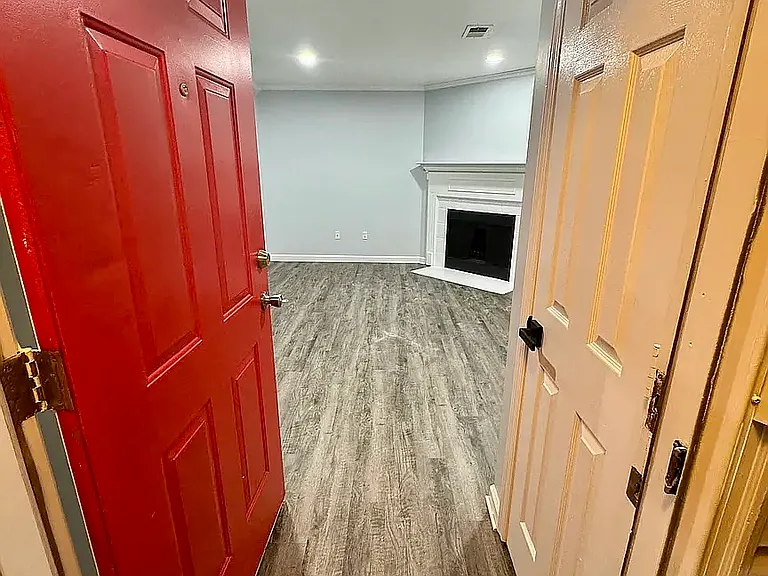 39 Huntsfield Dr — Photo 3