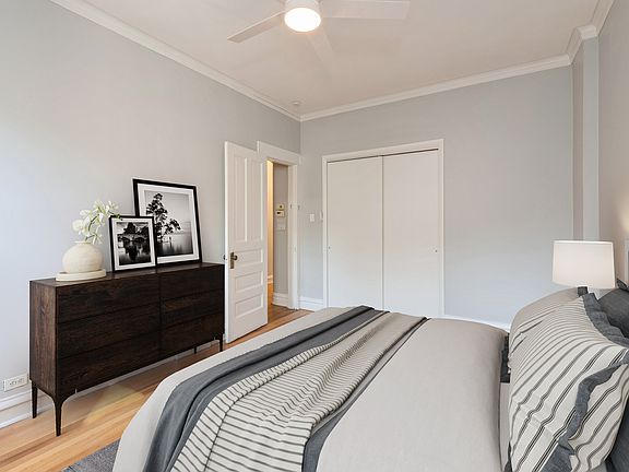 Oversized bedroom with closet