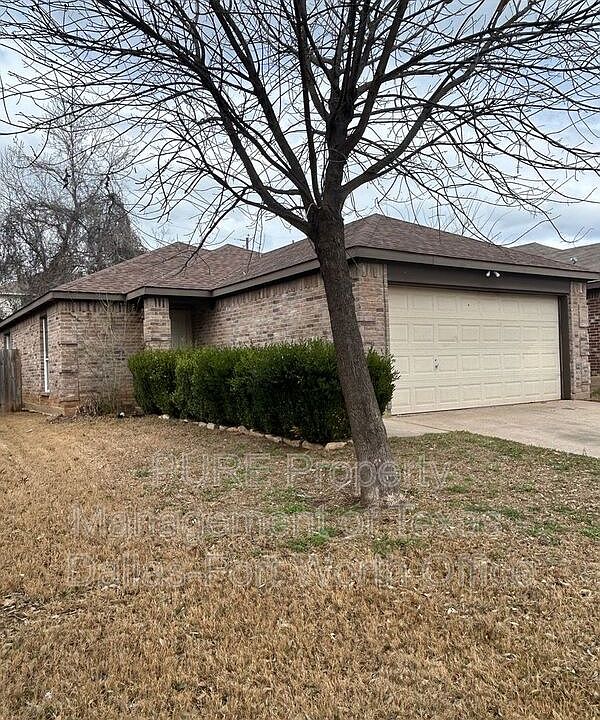 1st image of 1301 Briarwood Dr