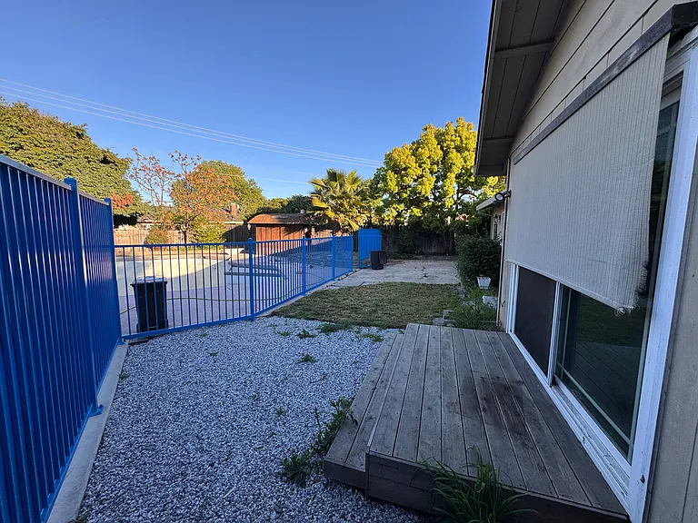 8118 Colonial Dr — Photo 20