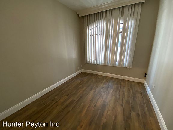 4th image of 125 Trenton St #C