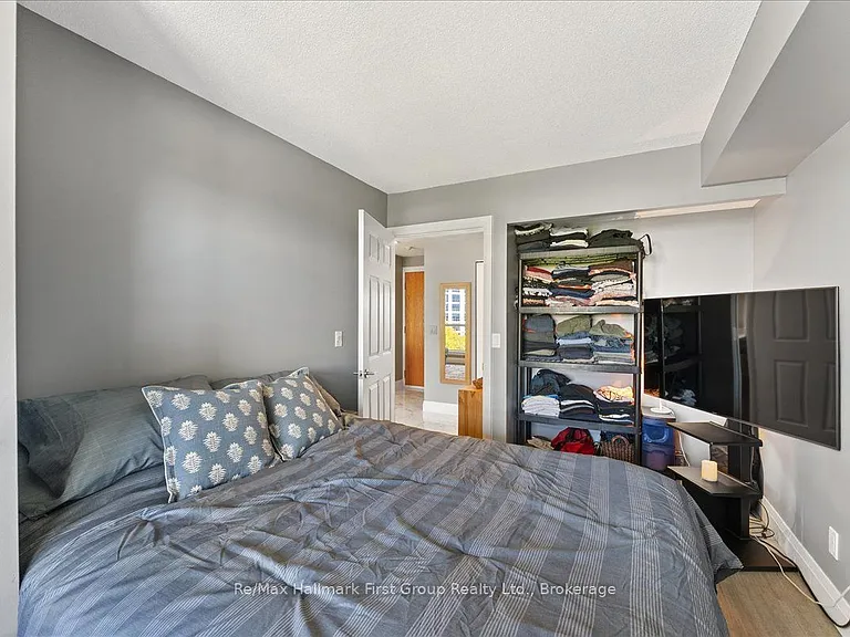 340 Watson St W #416 — Photo 18