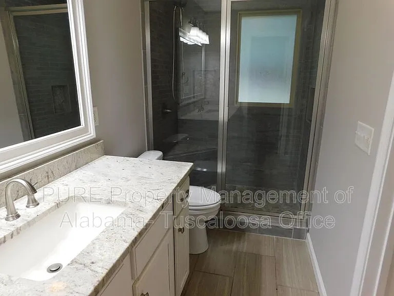 1213 Heritage Ln — Photo 31