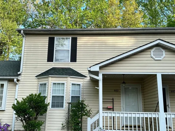 602 Goose Meadow Dr, Forest, VA 24551