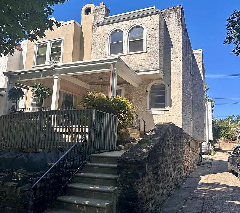1st image of 3411 Vaux St