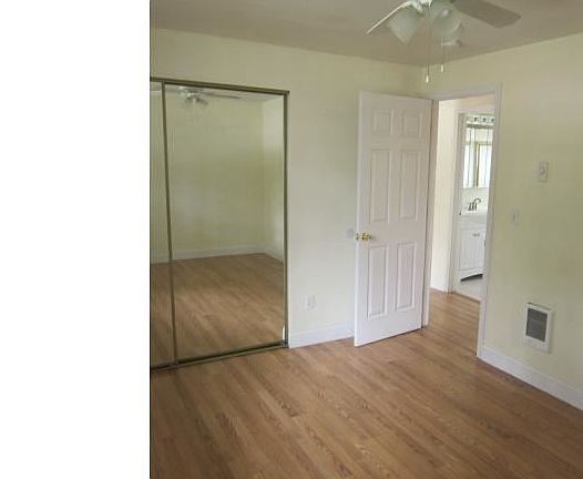 4th image of 1614 To 1616 160th Street Ct S