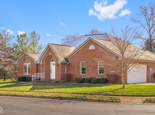 5059 Countess Dr, Columbus, IN