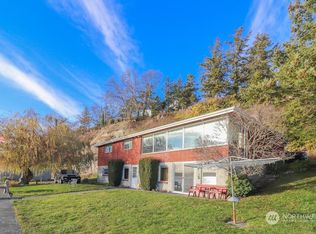 1451 Fossil Ln, Oak Harbor, WA 98277