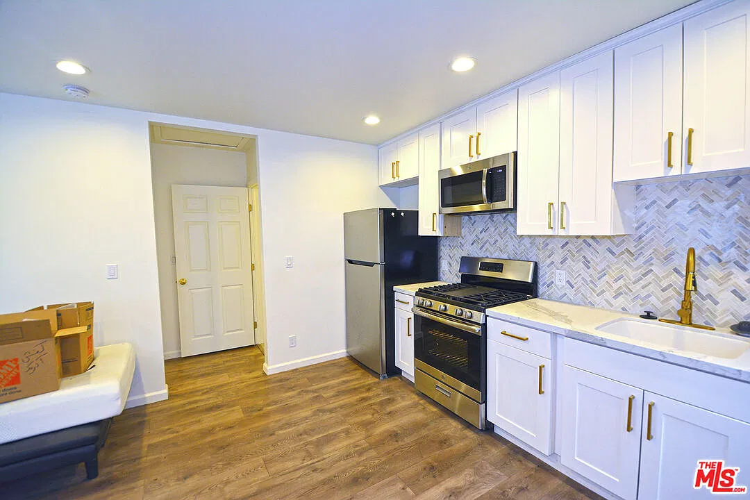 1 bed, 1.0 bath, 600 sqft, $2,000 — Photo 3