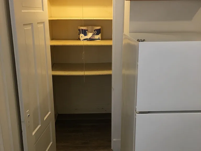 1805 Greenup St #1R — Photo 12
