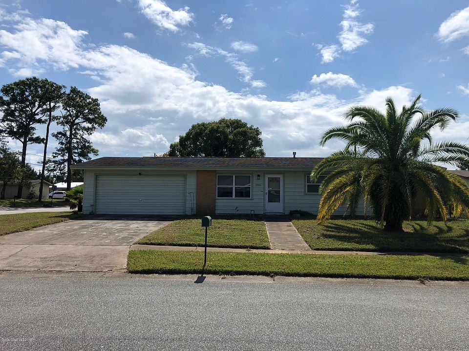 1st image of 2901 Flora St