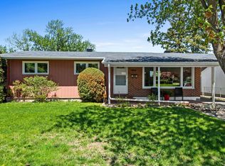 1131 Deer Park Rd, Ottawa, ON K2E 6G7