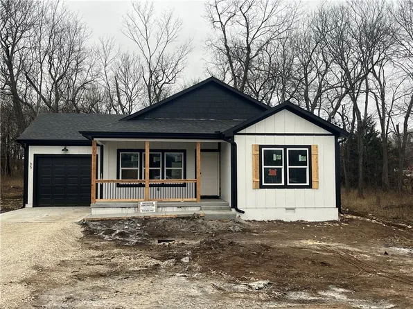 65 Rose Marie Dr, Linn Valley, KS 66040