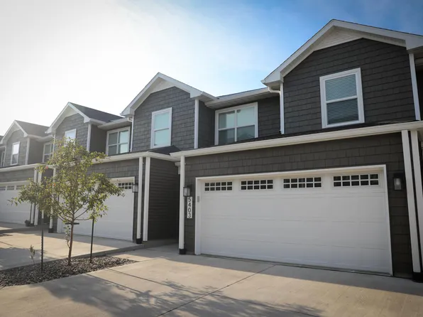 The Townhomes at Northwest Pointe