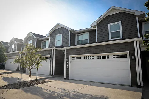 The Townhomes at Northwest Pointe Photo 1