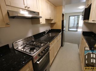 1275 Clay St APT 7, San Francisco, CA 94108