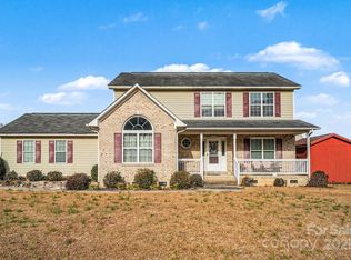 831 Raspberry Rd, Stedman, NC 28391