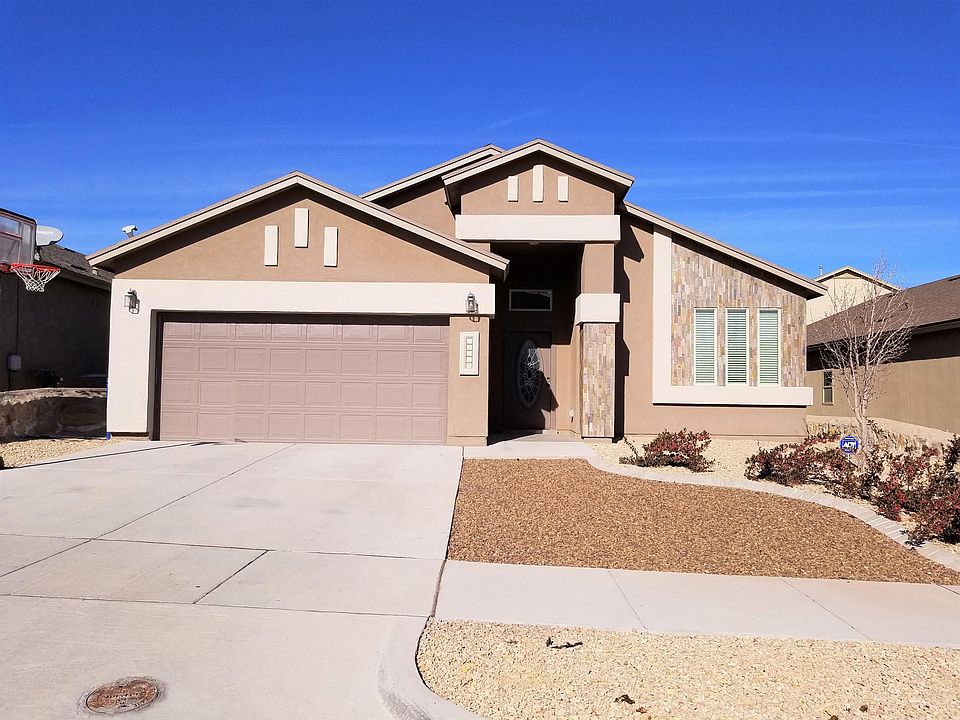 1st image of 12533 Blue Heron Dr