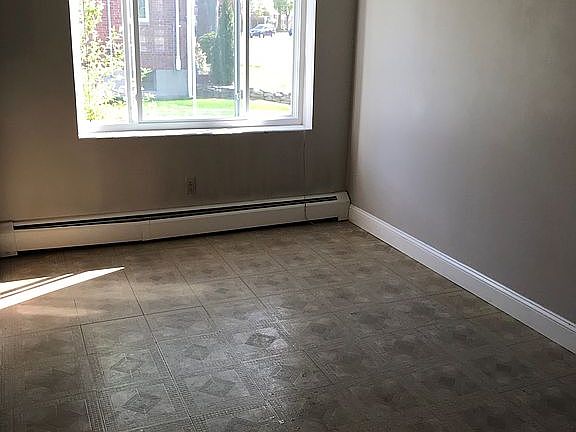 3rd image of 105 Shadow Ln APT A2