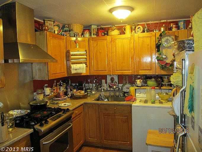 2nd image of 30 Raymond Ave