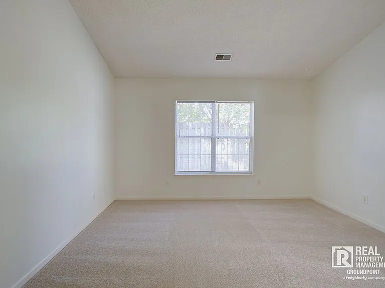 239 Dupont Way — Photo 14